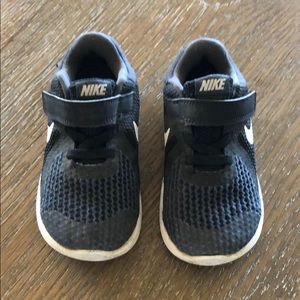 Toddler size 8 Nike shoes